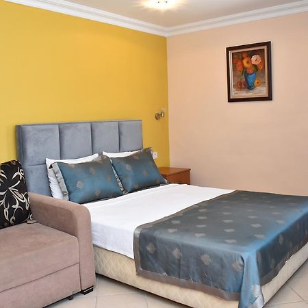 Aybey Apart Hotel Тургутрейс Экстерьер фото