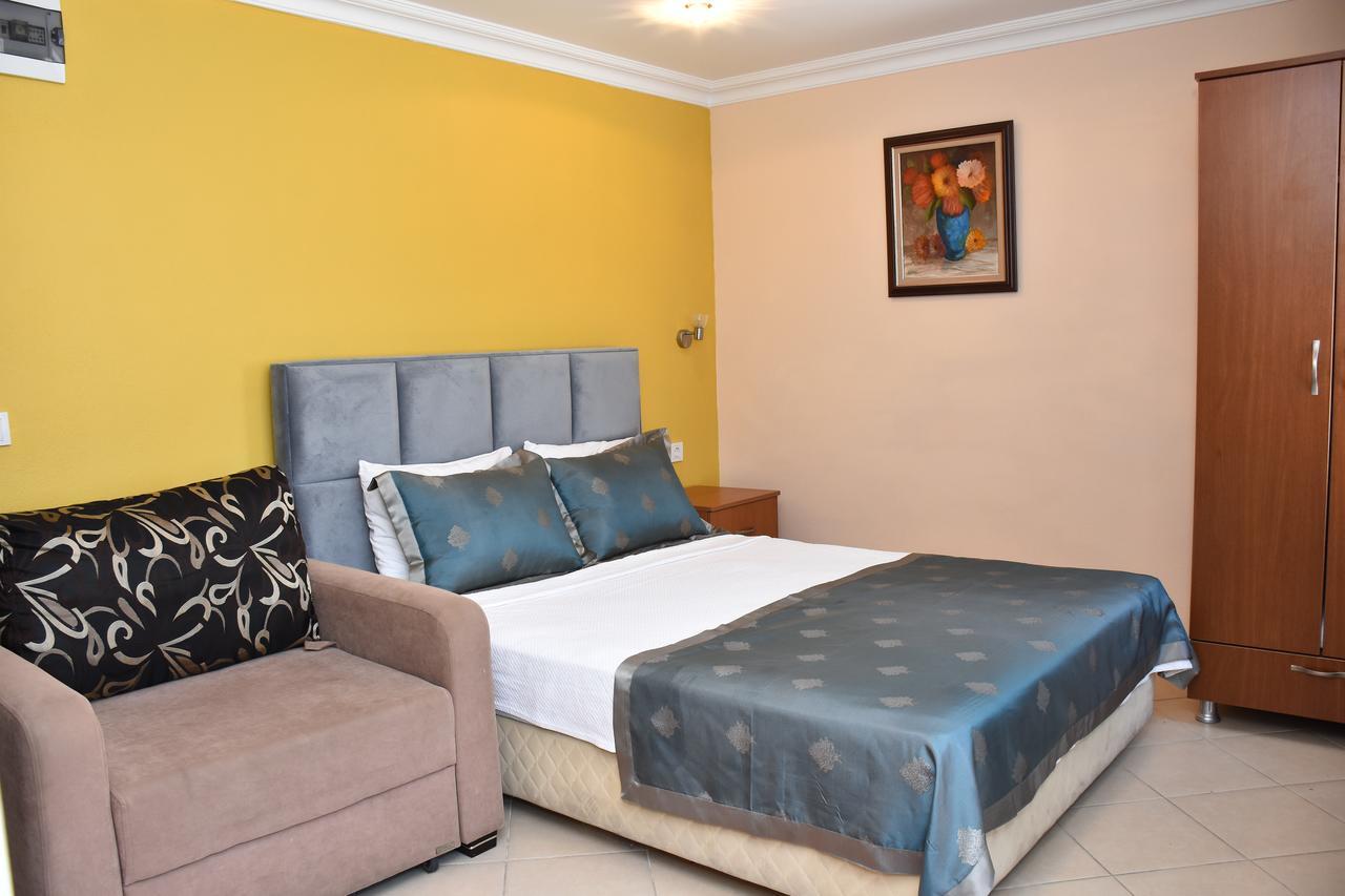 Aybey Apart Hotel Тургутрейс Экстерьер фото